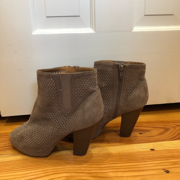 Booties - Picture 4 of 4